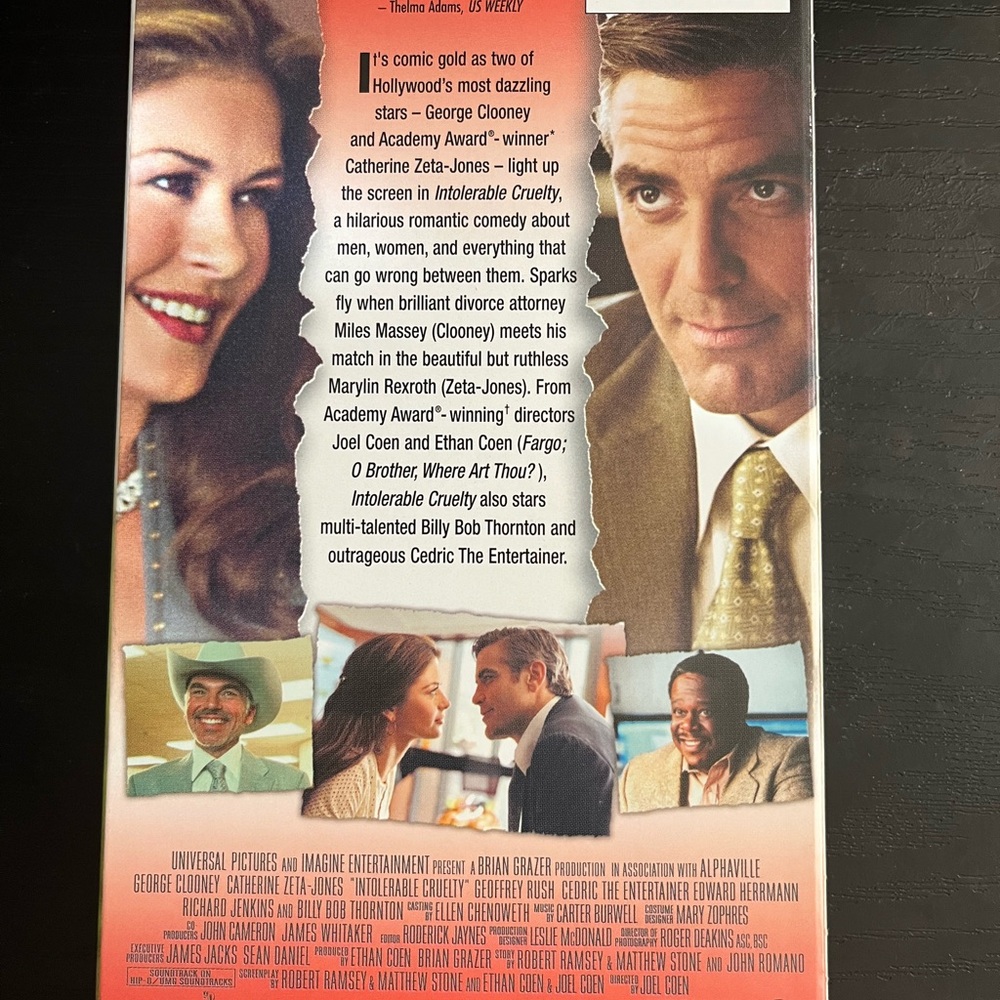 Intolerable Cruelty vhs - Picture 2 of 2
